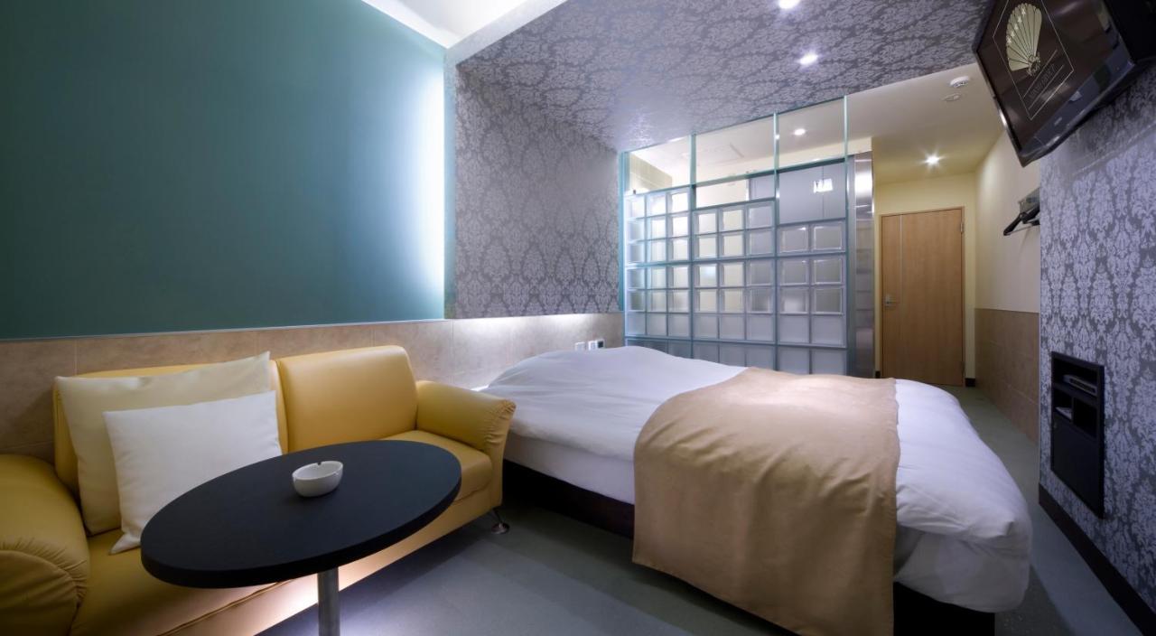 Hotel Glow Yokkaichi (Adults Only) Exterior foto